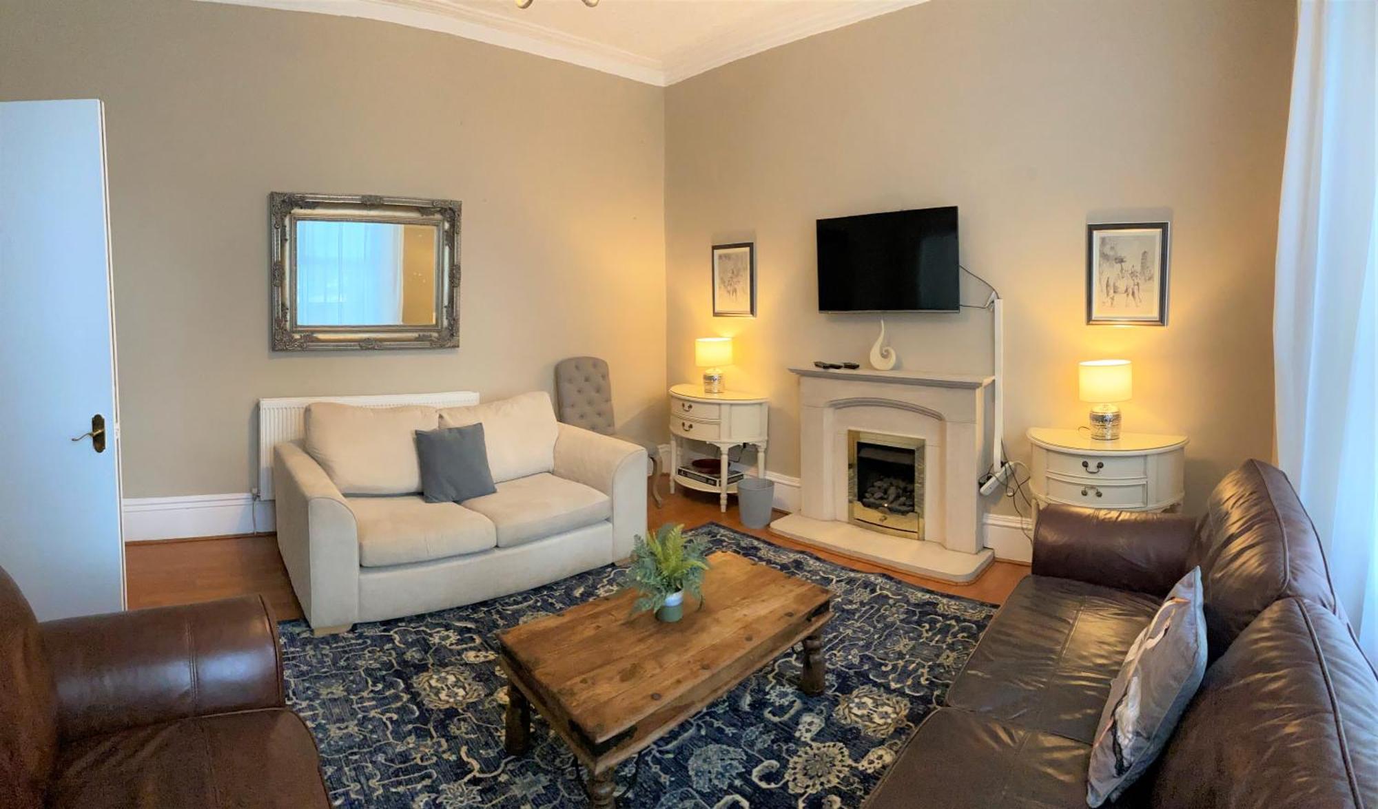 Villa With Park Views Close To Liverpool Centre Exterior photo